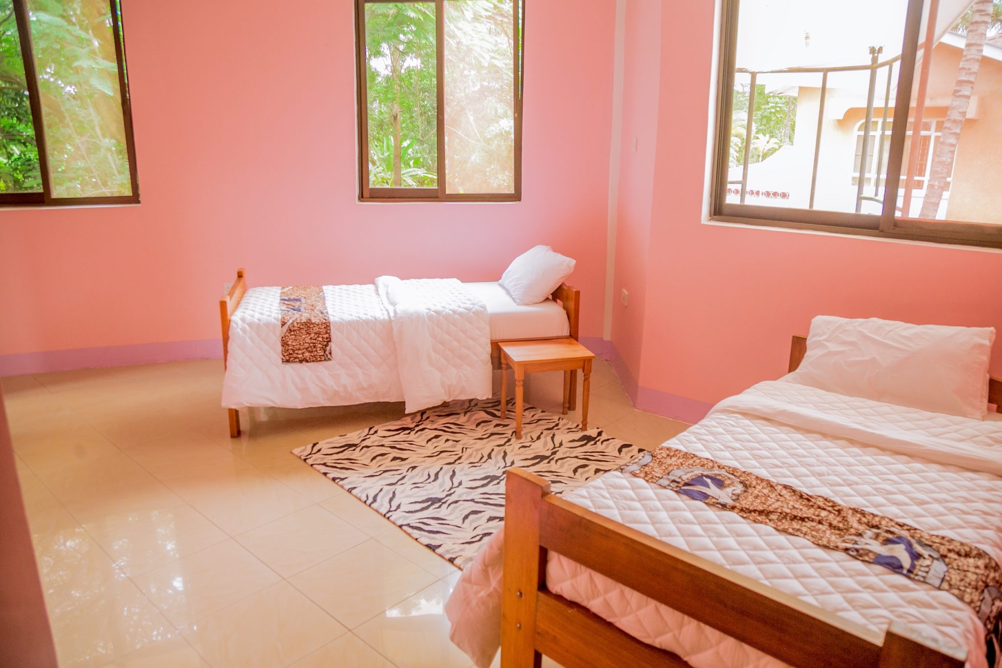 Mama thea Homes - Pink rooms